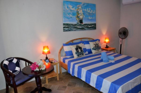  Captain's Lodge and Bar  Панглао